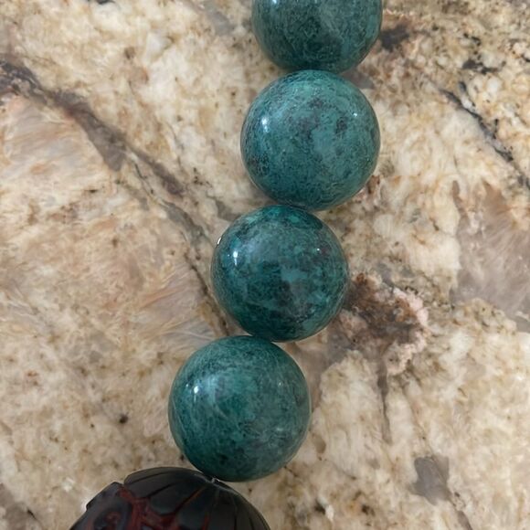 Vintage Chinese Shou Carved Aventurine Necklace, Big Green Beaded - Picture 5 of 5